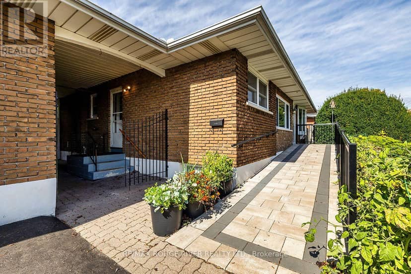 184 Garrard Road, Whitby, photo 6
