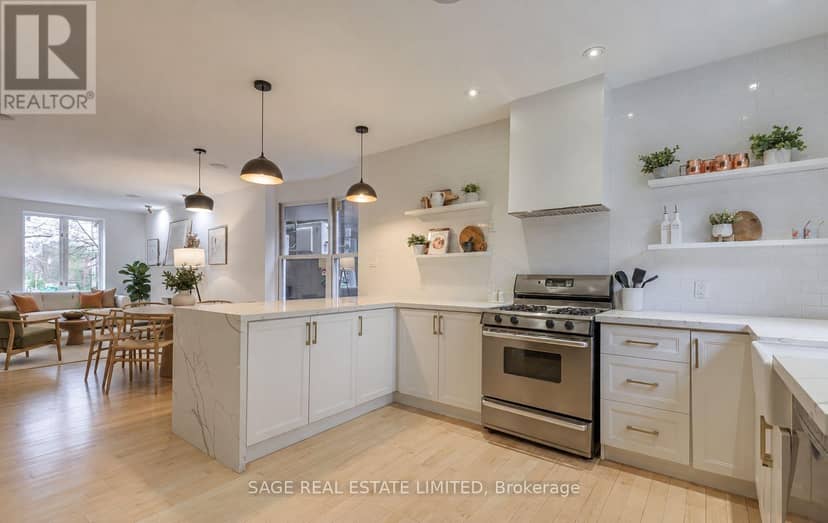 86 Dupont Street — photo 14 of 40