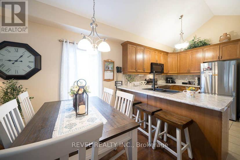 15 Millcroft Drive — photo 11 of 29