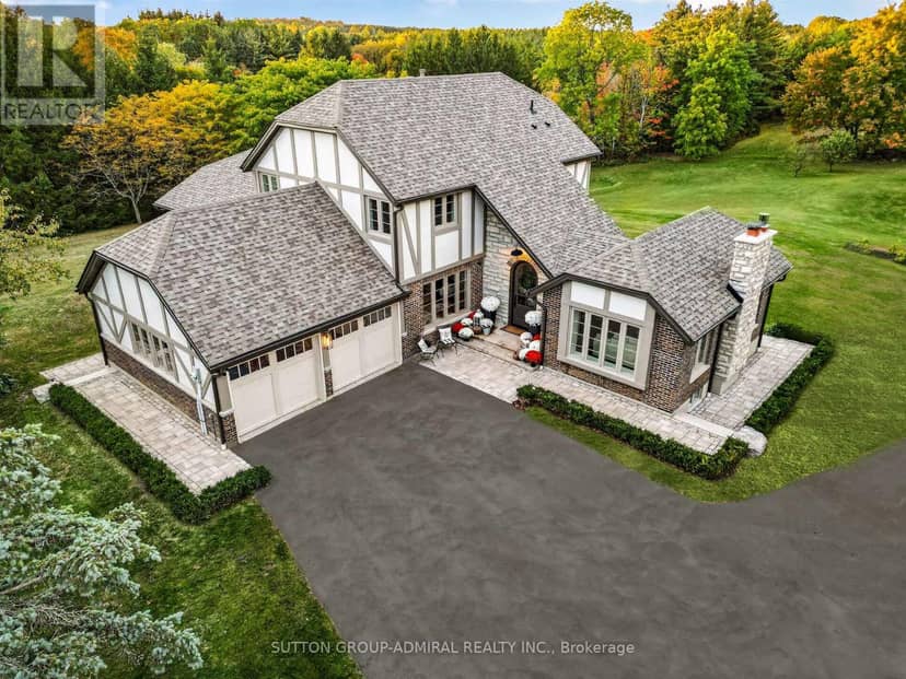 8400 19th Sideroad — photo 1 of 40