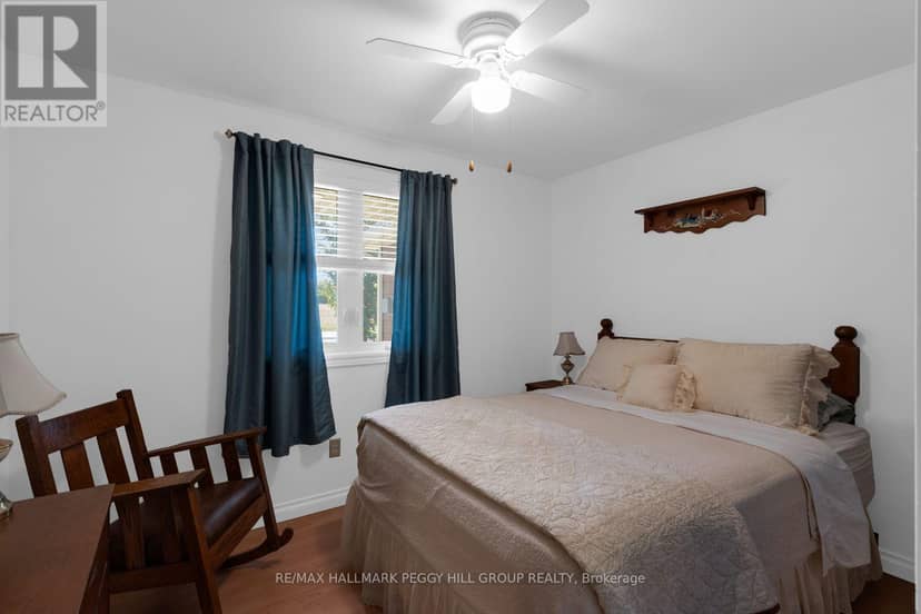 414 Horseshoe Valley Road E — photo 14 of 24