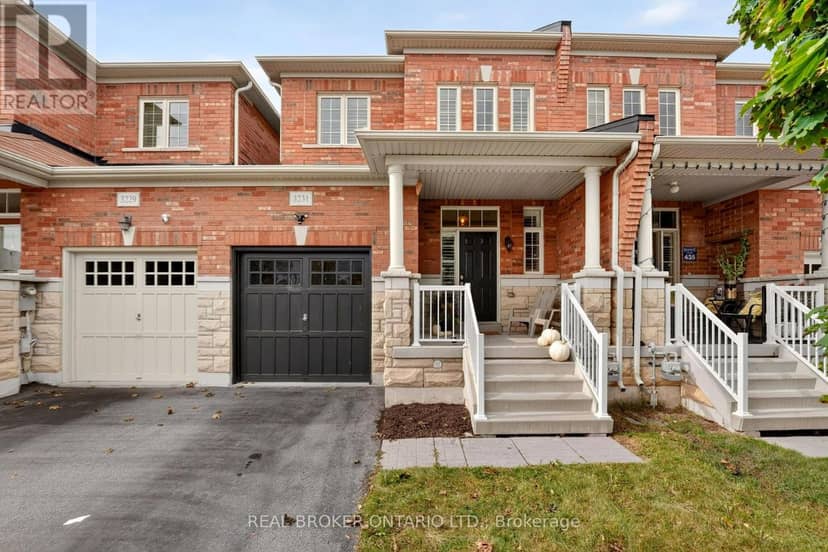 3231 Stoney Crescent — photo 1 of 40