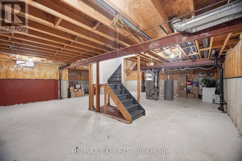 98 De Rose Avenue — photo 39 of 40