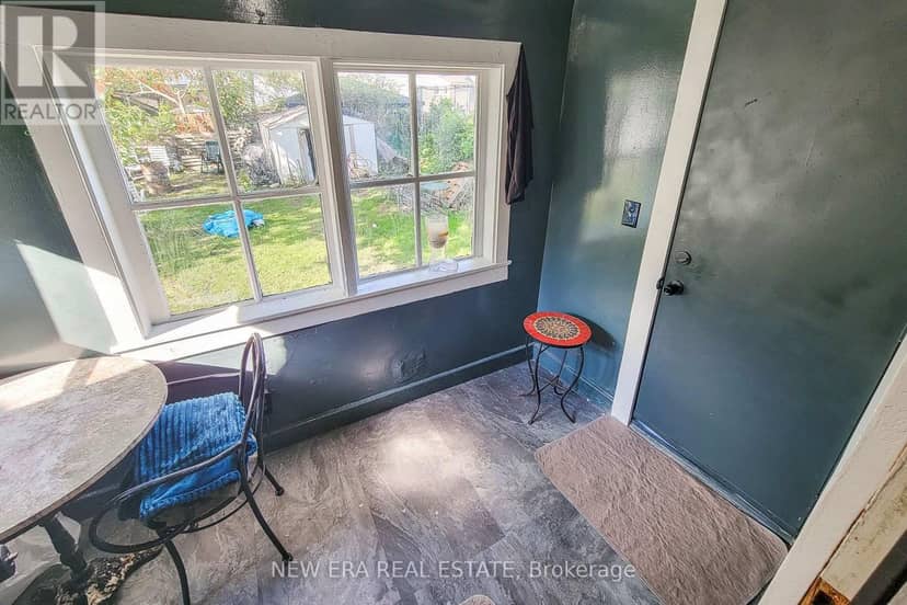 38 Clifford Avenue — photo 27 of 39