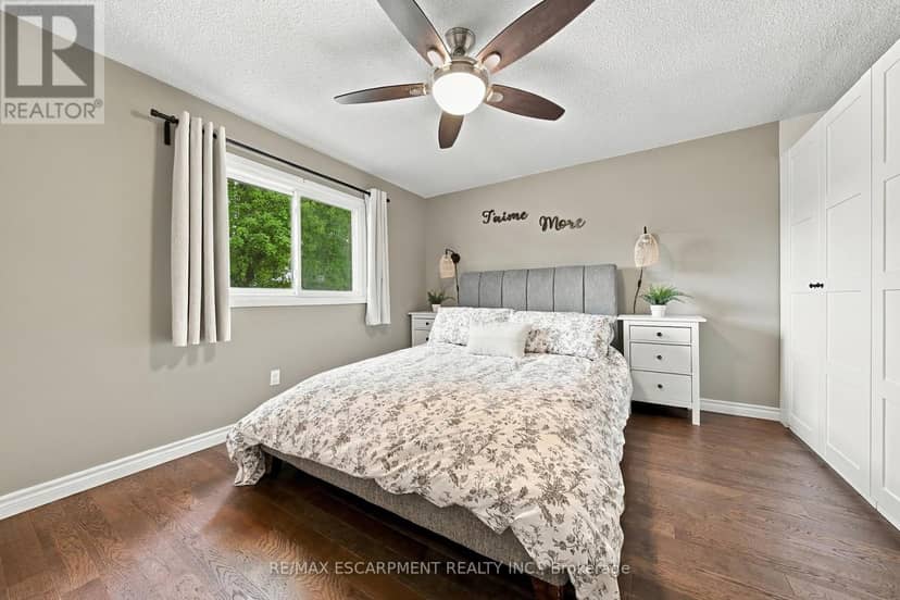 19 Hillsdale Court — photo 21 of 40