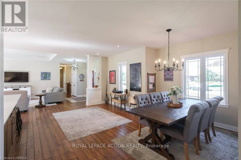 24 Wingrove Wood — photo 11 of 40