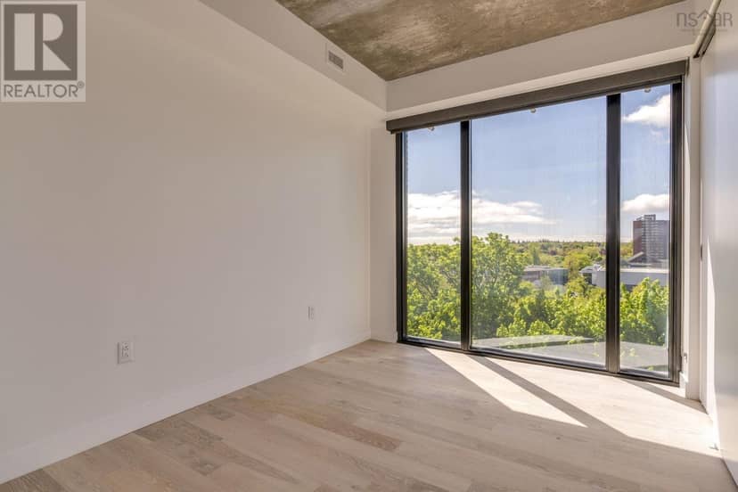 815 1048 Wellington Street — photo 17 of 40