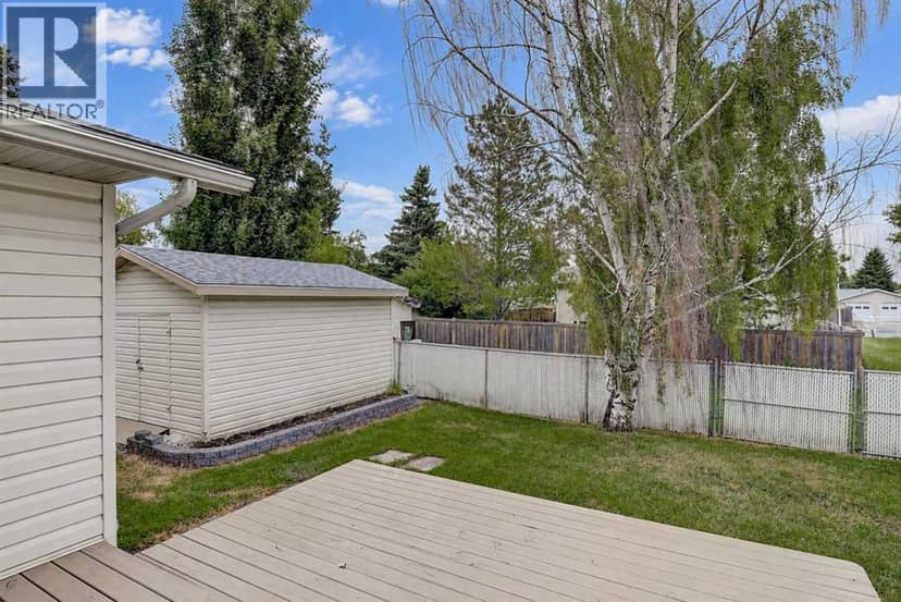 7607 96 Street — photo 22 of 30