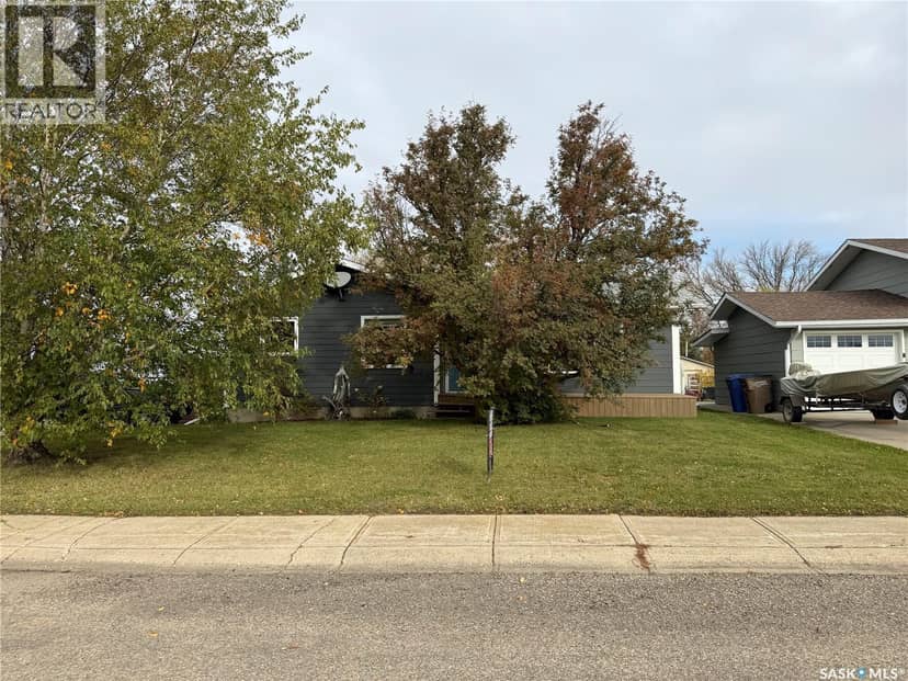 220 Millburn STREET, Melfort, photo 3