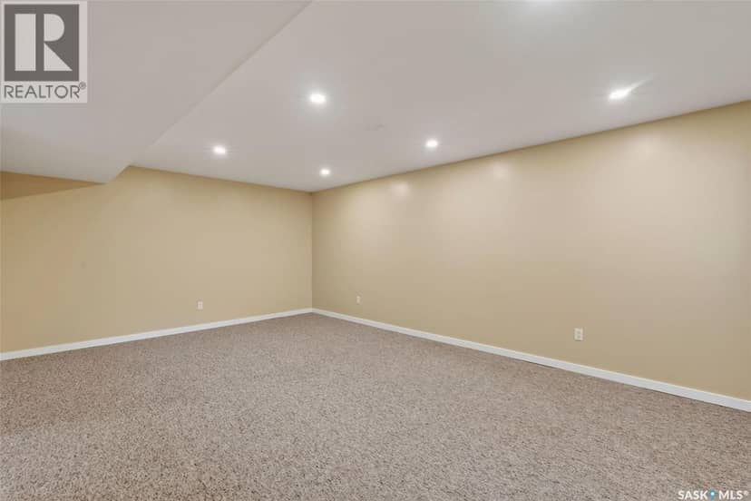 220 Millburn STREET — photo 37 of 40