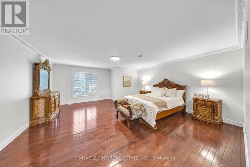 6 Dolby Crescent — photo 40 of 40