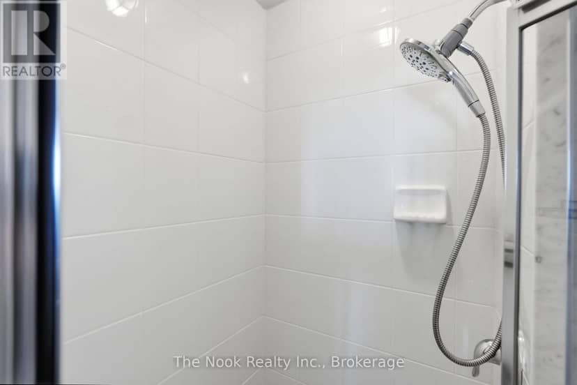 420 - 84 Aspen Springs Drive — photo 28 of 40