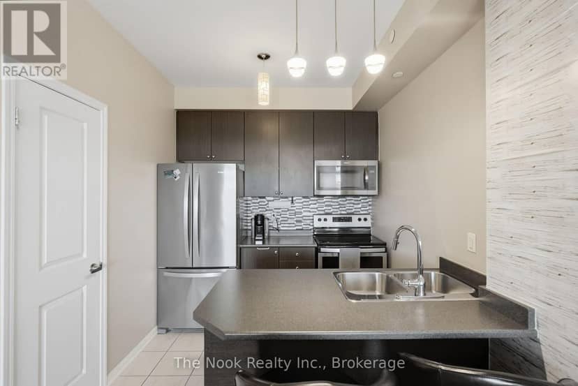 420 - 84 Aspen Springs Drive, Clarington, photo 8