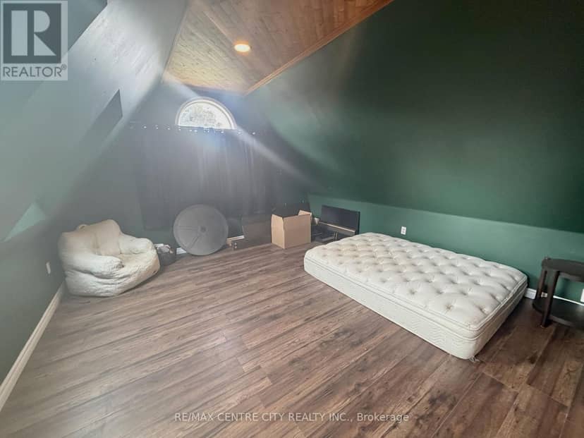 7442 Fairview Road — photo 36 of 40