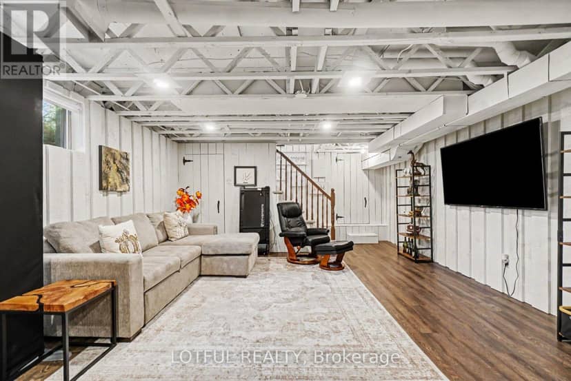 2420 Pine Avenue — photo 25 of 39