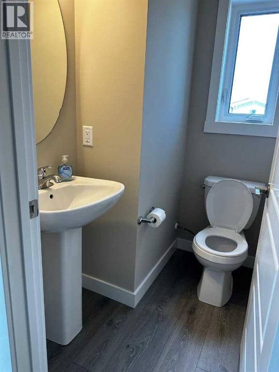 102 livingston Common NE — photo 12 of 23