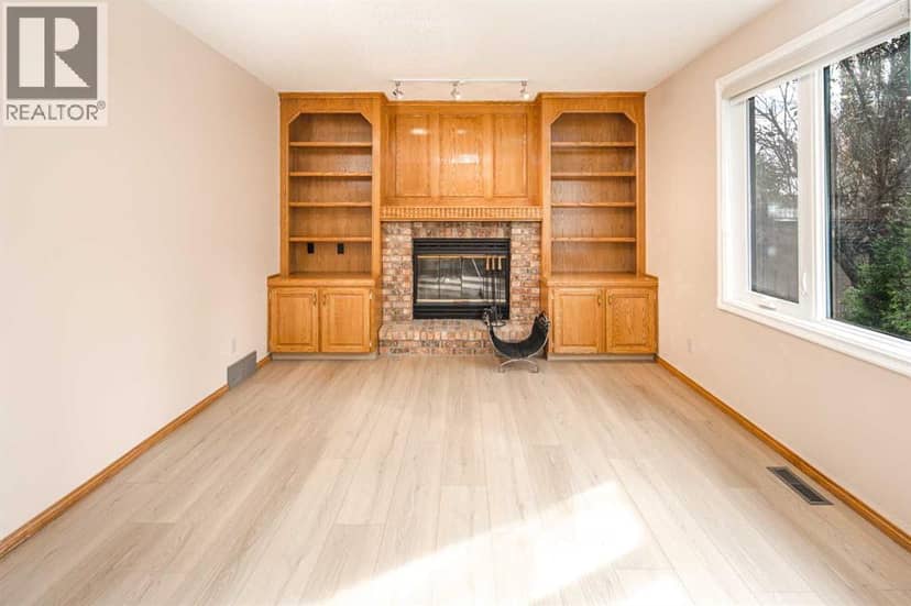 6915 Christie Estate Boulevard SW — photo 18 of 39