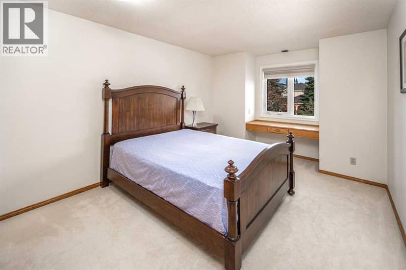 6915 Christie Estate Boulevard SW — photo 22 of 39