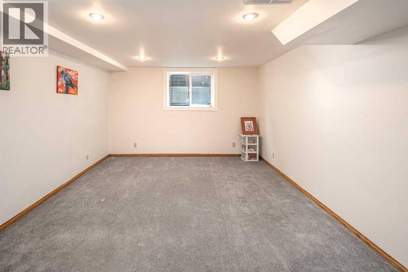 6915 Christie Estate Boulevard SW — photo 32 of 39