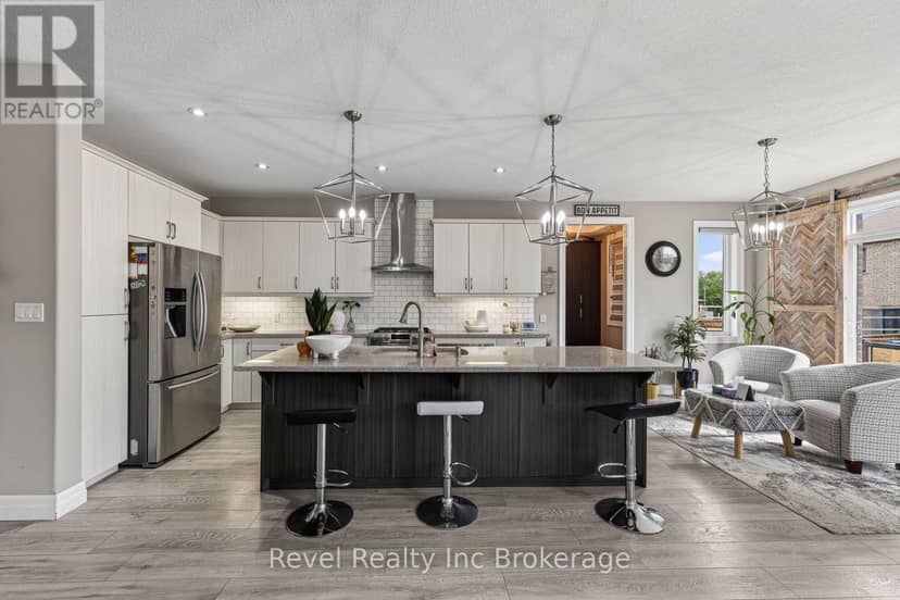805 Halifax Road — photo 15 of 40