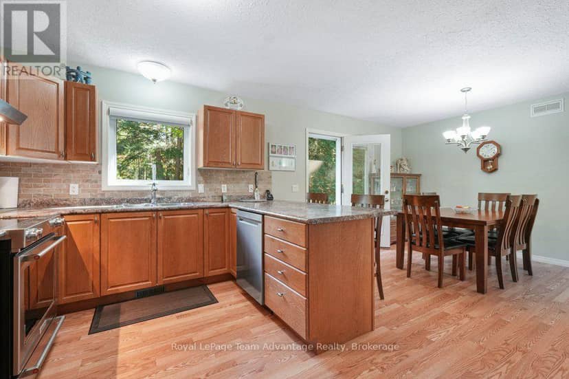 10 Oakridge Road — photo 16 of 40