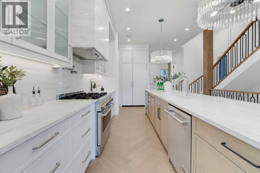 2407 4 Avenue NW, Calgary, photo 5