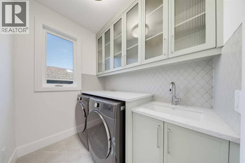 2407 4 Avenue NW — photo 36 of 40