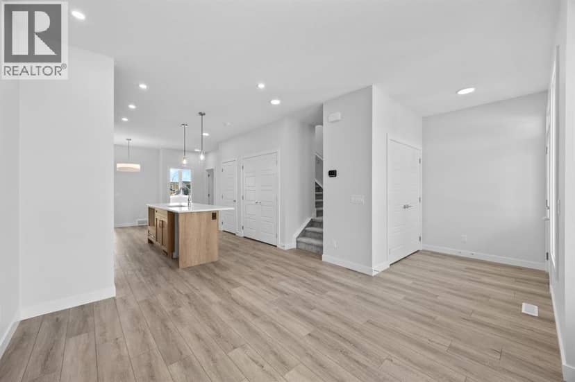 83 Hotchkiss Way SE, Calgary, photo 8