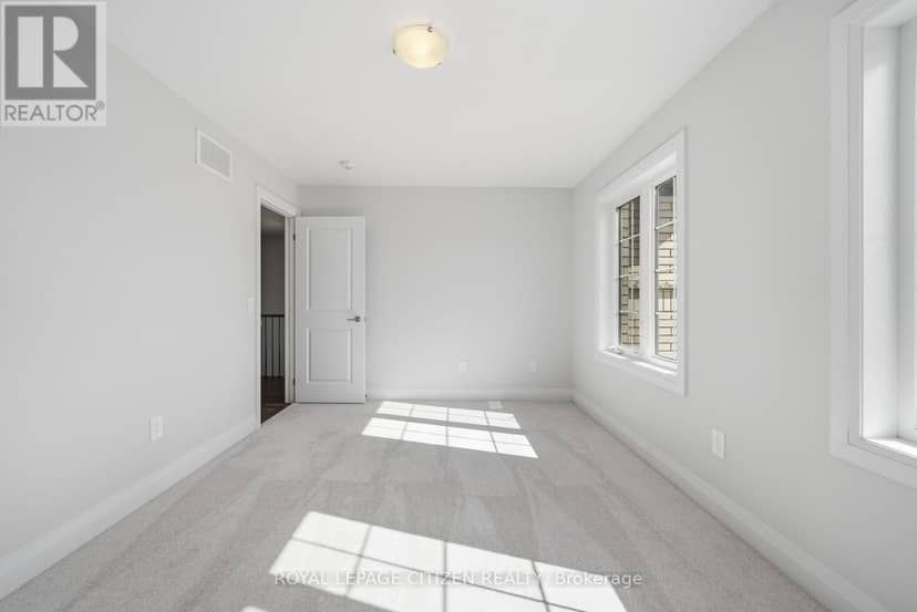 72 Butler Boulevard — photo 27 of 40