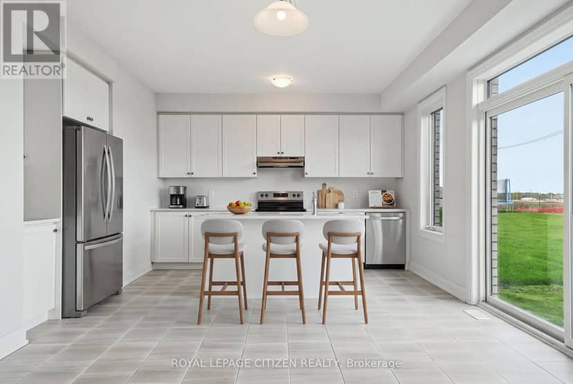 72 Butler Boulevard — photo 7 of 40