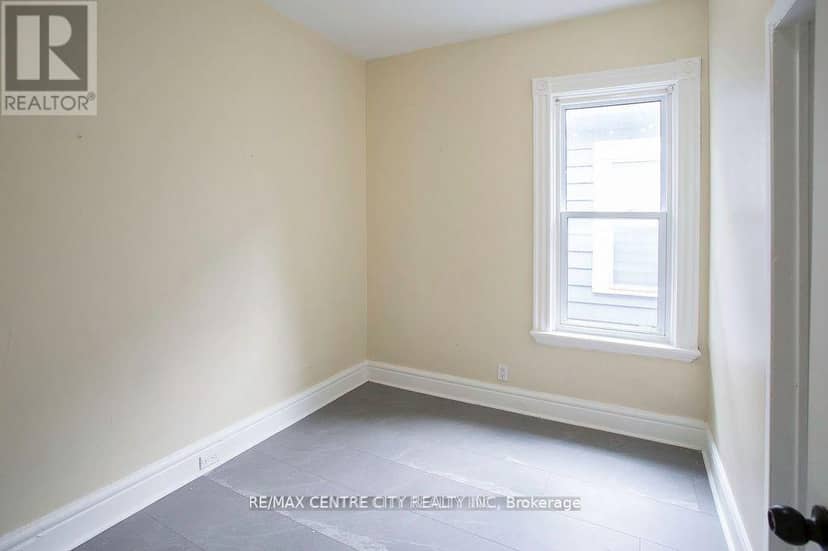 66 Adelaide Street S — photo 21 of 40