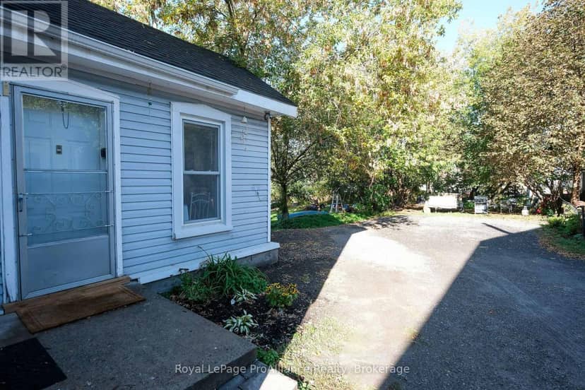 395 Bleecker Avenue, Belleville, photo 4