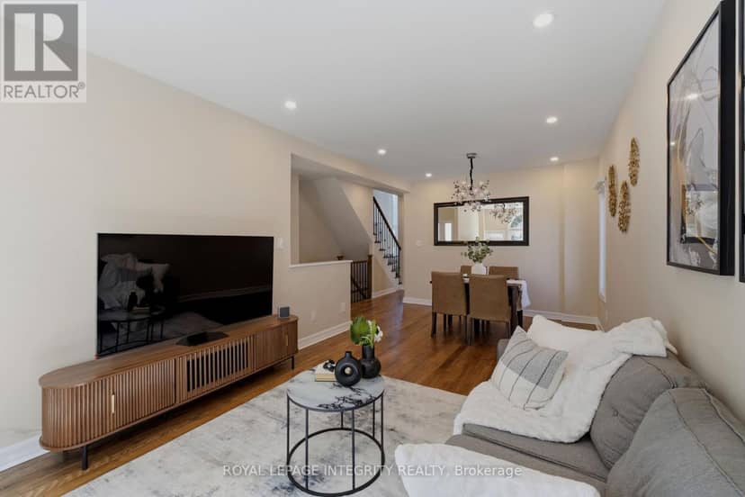 119 Woliston Crescent — photo 13 of 40