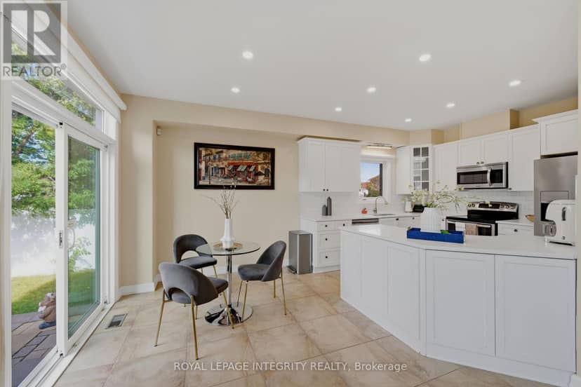 119 Woliston Crescent — photo 15 of 40