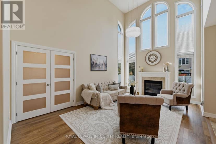 119 Woliston Crescent — photo 23 of 40