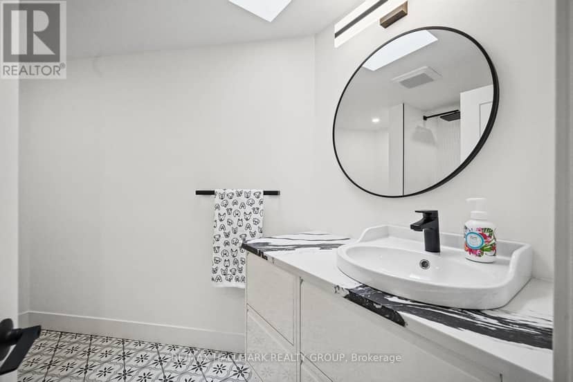 14 Kaymar Drive — photo 26 of 40