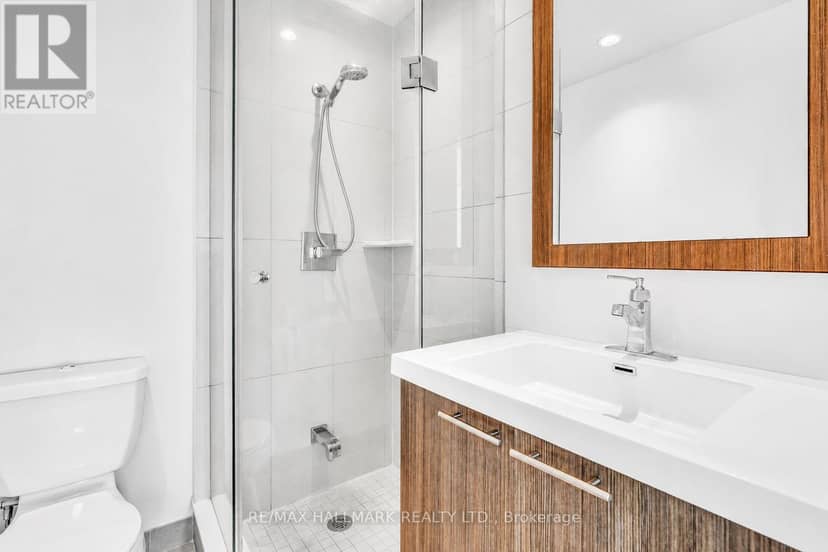 1406 - 120 Harrison Garden Boulevard — photo 17 of 36