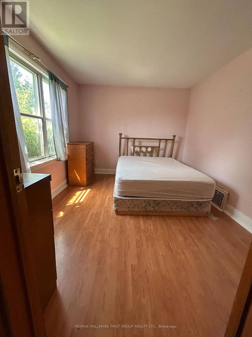 917 Green Street, Whitby, photo 7
