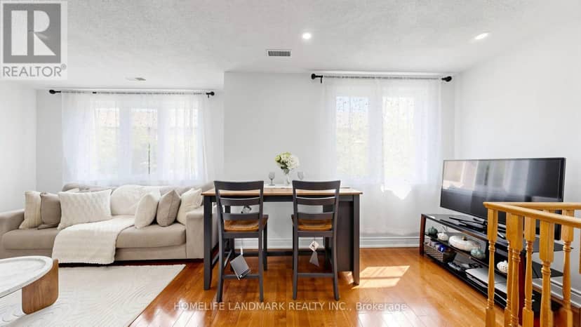 318 - 75 Weldrick Road E, Richmond Hill, photo 4