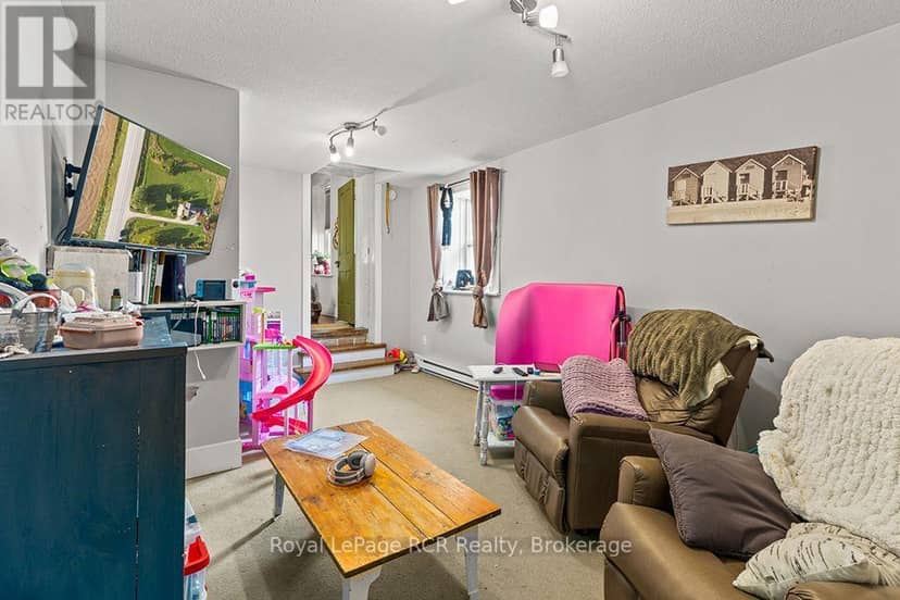 3998 Bruce Rd 3 Road — photo 25 of 40