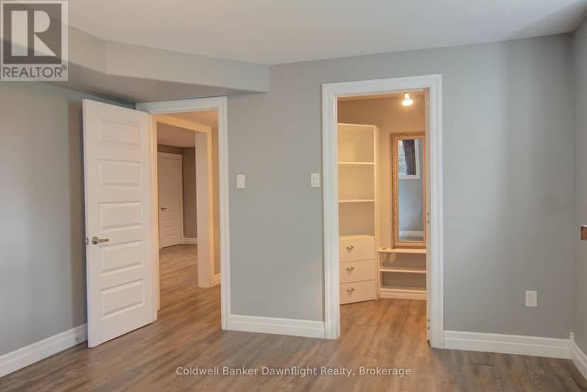 54 Lorne Avenue — photo 30 of 40