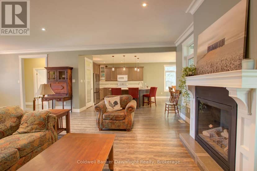 54 Lorne Avenue, Bluewater, photo 4