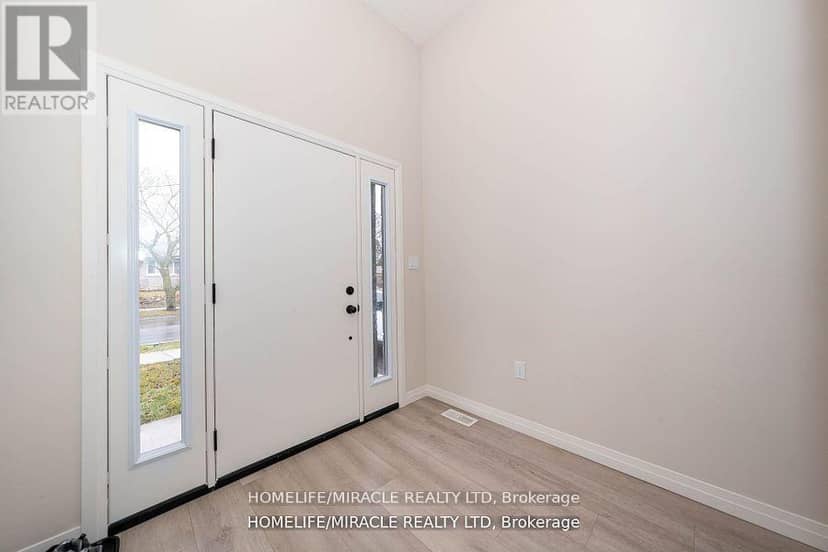 139 Siebert Avenue — photo 11 of 15