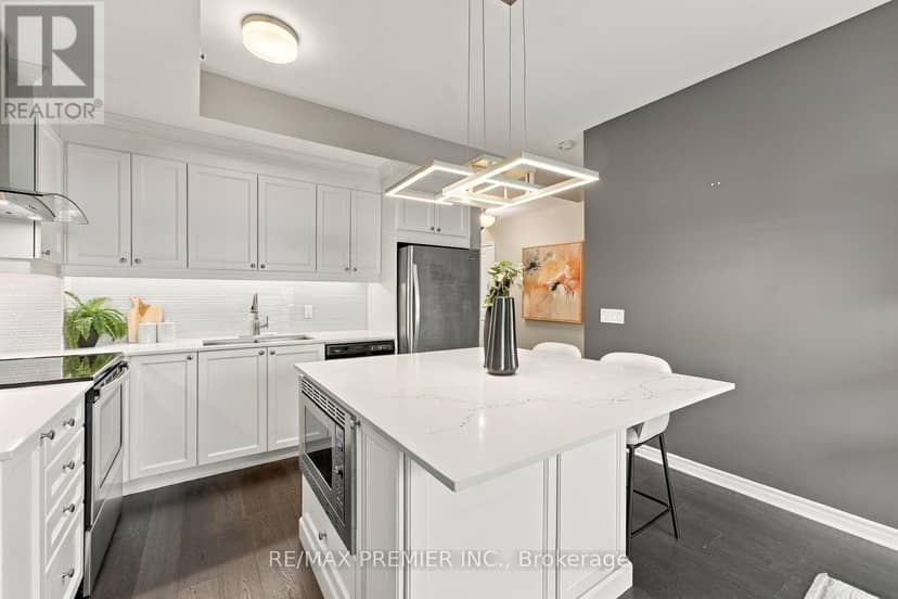 407 - 2522 Keele Street — photo 10 of 40