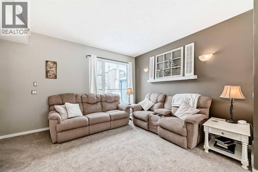 63 Chapalina Square SE — photo 16 of 40