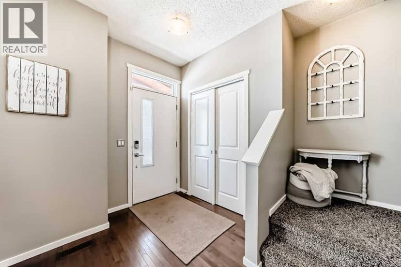 63 Chapalina Square SE, Calgary, photo 2