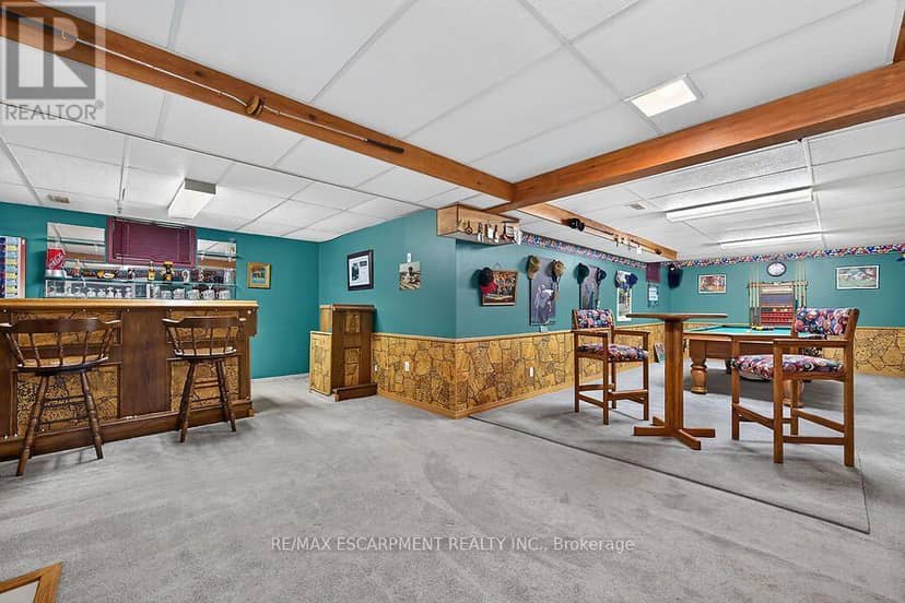 2 Karendale Crescent — photo 29 of 40