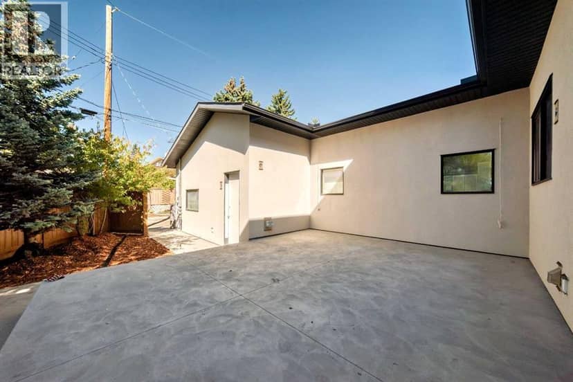 5831 Lodge Crescent SW, Calgary, photo 5