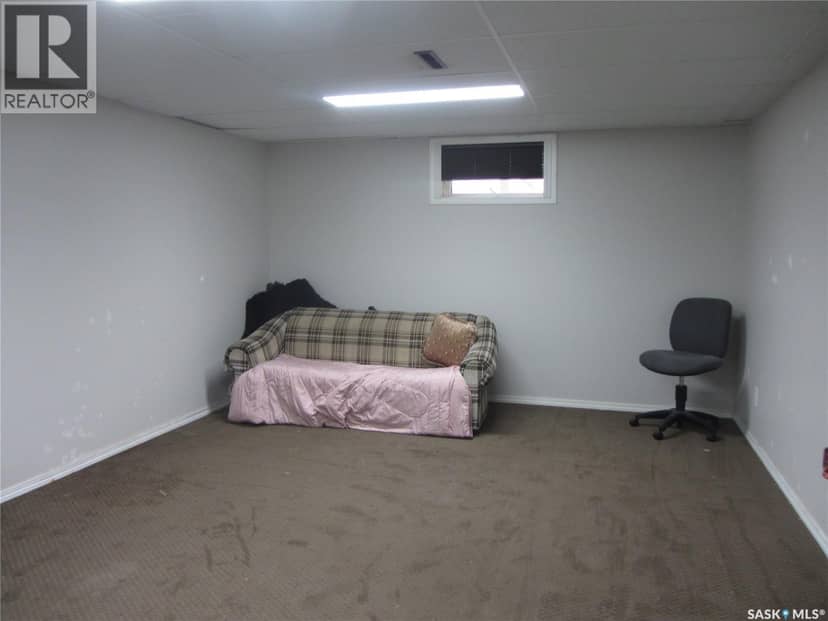 2400 McPherson AVENUE, Saskatoon, photo 8