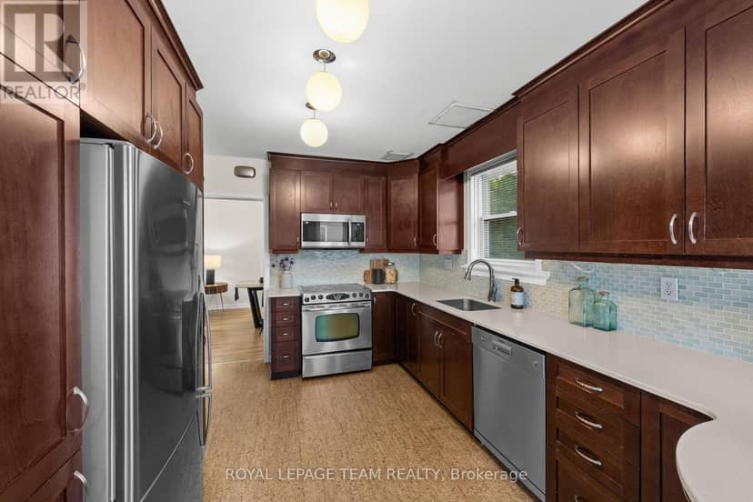 873 Smyth Road — photo 12 of 40